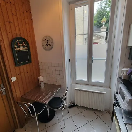 Le Parisien